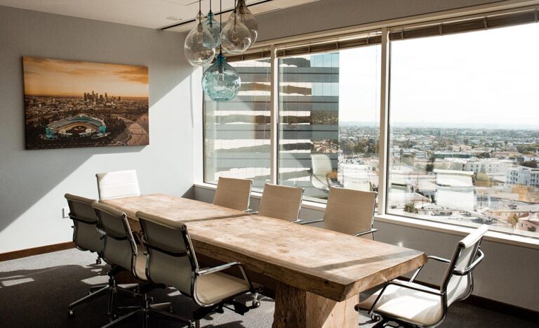 How to achieve High Returns with Real Estate flipping