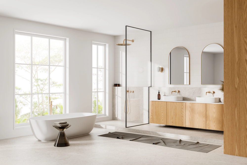 Lichte badkamer met natuurlijke materialen